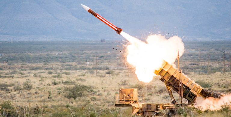Opatriotiskt av regeringen att satsa på USA:s Patriot – dåligt och dyrt vapensystem!
