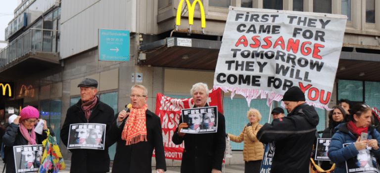 Internationell manifestation för Assange – Soltorget Stockholm 22 februari. Kom, kom!