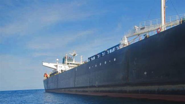 Sanktionsdrabbade Iran hjälper sanktions- och statskuppsdrabbade Venezuela mot USA:s vilja.