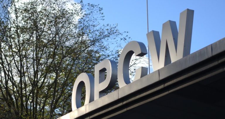 Den nya undersökningen om kemgasvapen i Syrien förkastas av insiders på OPCW