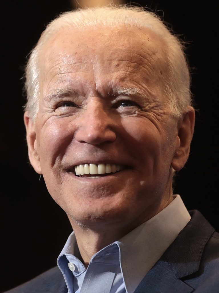 Är Joe Biden ett bra alternativ till Donald Trump? Stödde Jugoslaviens förstörelse, motarbetar visselblåsare.