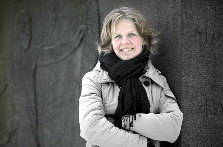Kritisk kommentar till DN-journalisten Anna-Lena Laurén