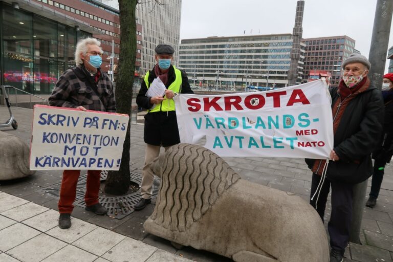 Nej till ökat samarbete med Nato! Satsa på FRED!