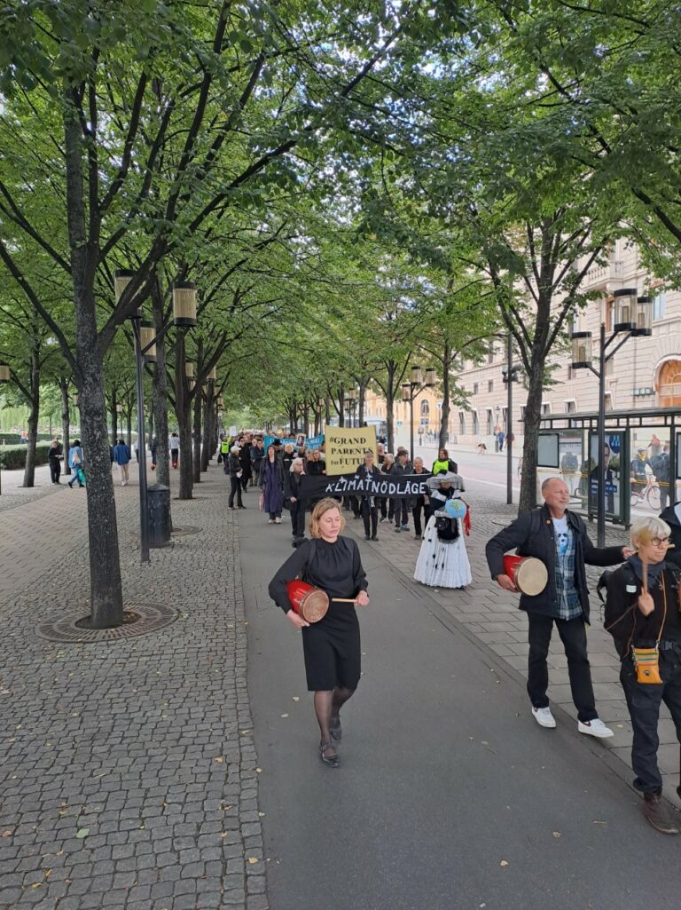 ”En sorgens stund” – Tal vid sorgemarsch till Mynttorget 31 augusti