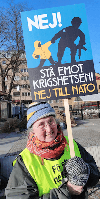 Dagens propaganda 14 januari: Expressen, Folk och Försvar och krigsromanticism