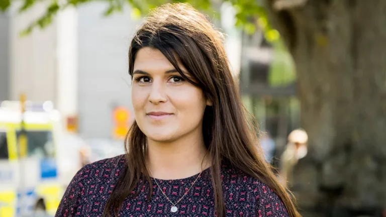 Vem är diktator? Ny kritik av Amanda Sokolnicki, ansvarig för DN:s ledarsida.